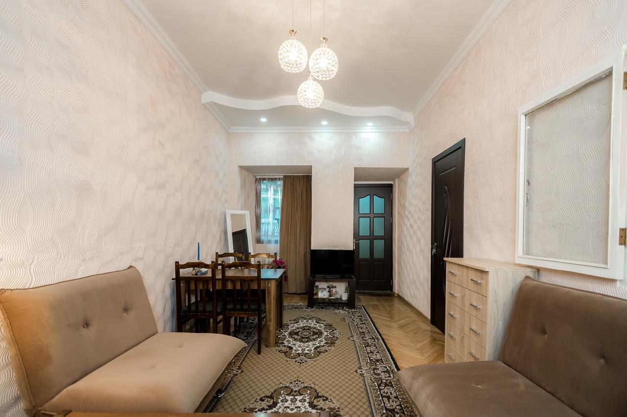 Gabi'S House Apartment Tbilisi Exterior photo