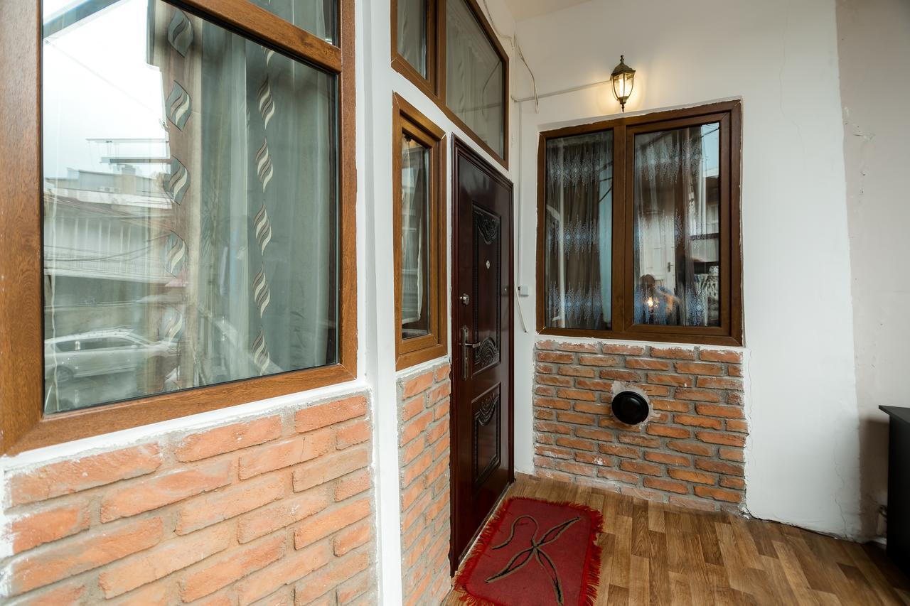 Gabi'S House Apartment Tbilisi Exterior photo